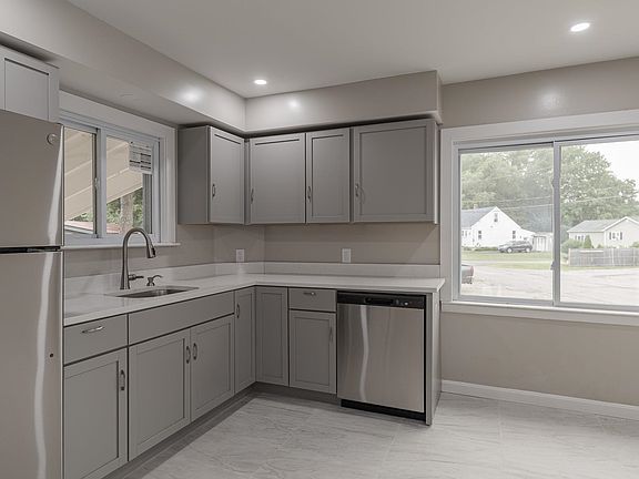 2nd image of 345 Marlboro Street