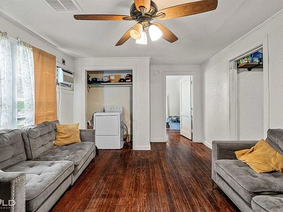 4th image of 7041 Karen St