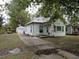 117 E Seminole Ave, Nowata, OK 74048