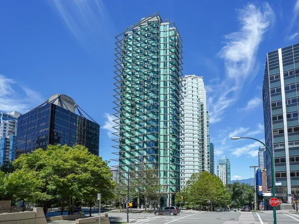 1331 Georgia St W, Vancouver, BC
