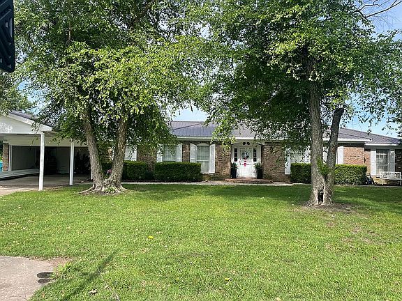 2nd image of 3600 S Ward Ave