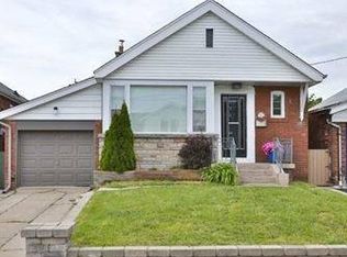 10 Memorial Park Ave, Toronto, ON M4J 2J6