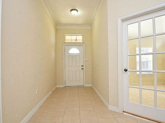 5th image of 7042 Cornflower Ln