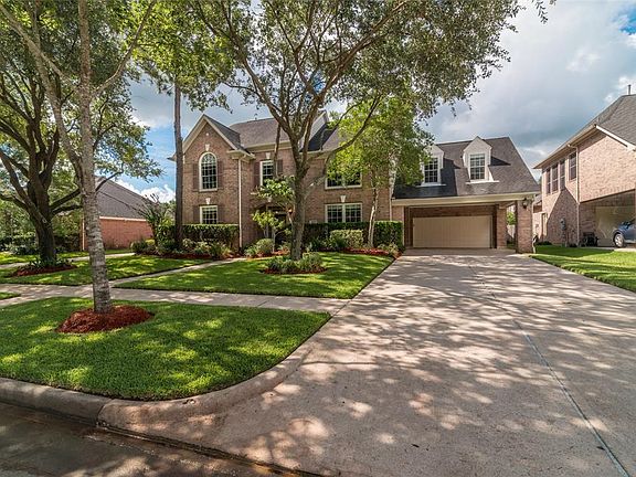 2nd image of 4330 Pine Blossom Trl