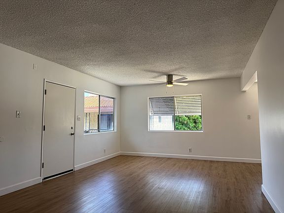 5th image of 10729 New St #H