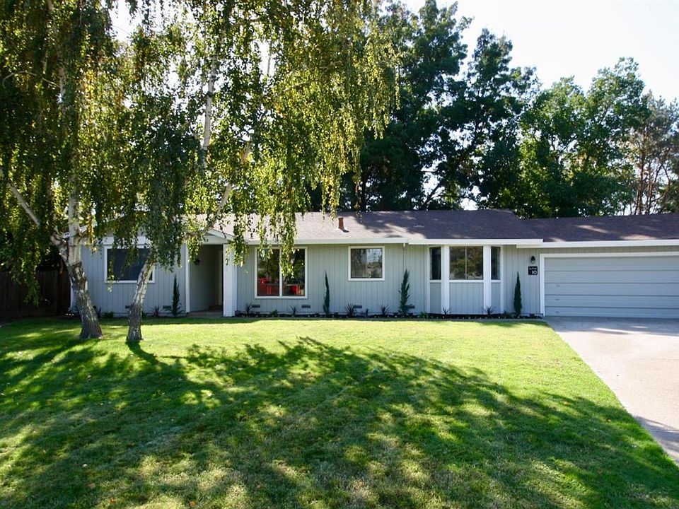 1st image of 10 Joy River Ct