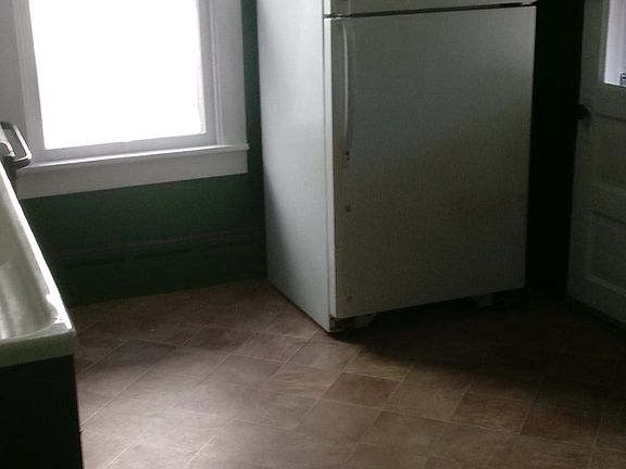 Kitchen/ rear entrance