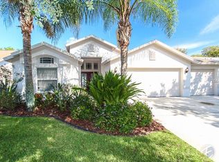 14830 Heronglen Dr, Lithia, FL 33547