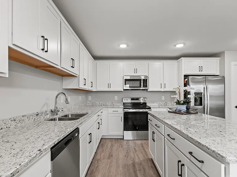 Lucas Ferry Townhomes — Photo 90