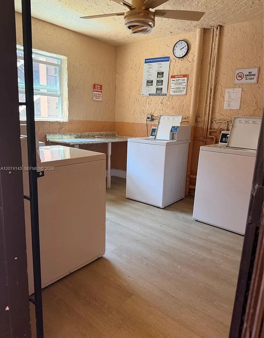 Westland Courts Condo — Photo 2