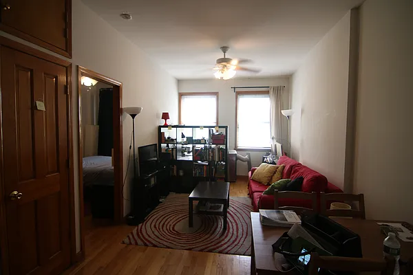 Rented by America Mecca Realty LLC | media 26