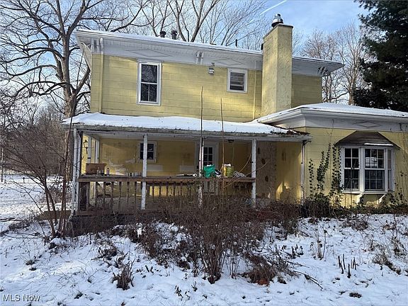 3rd image of 1050 Jennings Ave