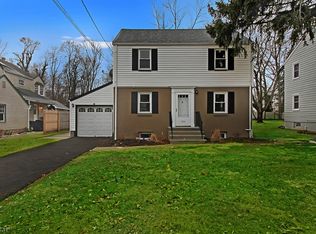924-26 Carnegie Ave, Plainfield, NJ 07060