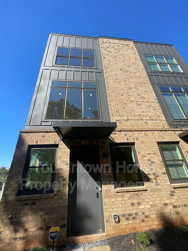 Building Photo - 1135 Knight Walk NW
