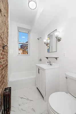 Rented by REAL New York | media 4