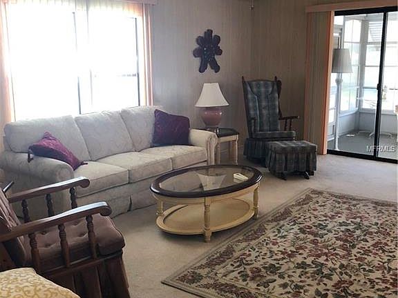 3rd image of 32 Berna Cir