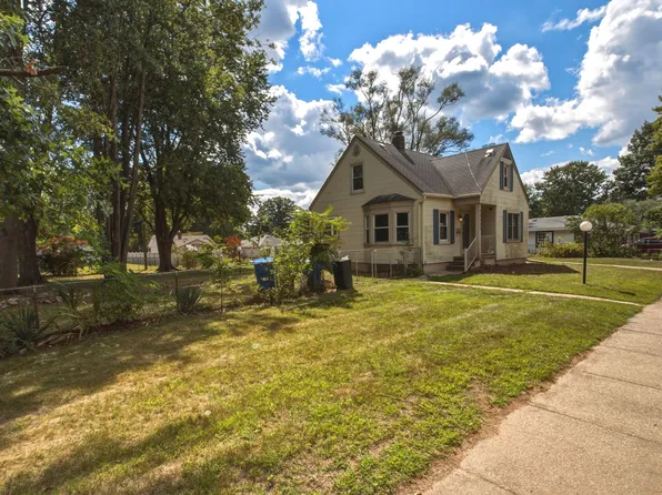 25433 McDonald St, Dearborn Heights, MI 48125