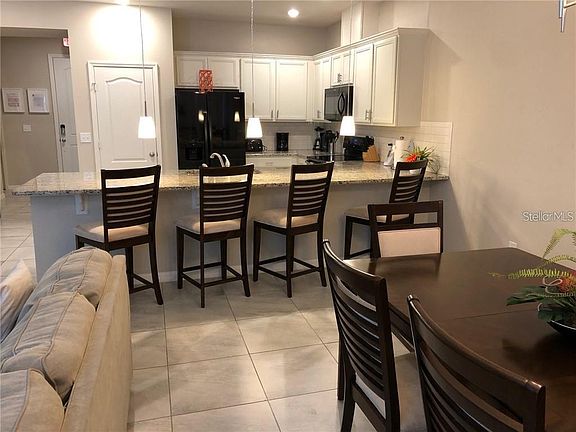 5th image of 5147 Crown Haven Dr