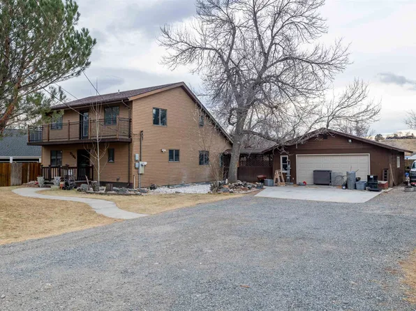 2124 Gail Ln, Cody, WY 82414