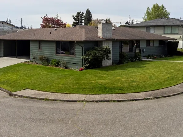 2222 Jade Avenue, Everett, WA 98201