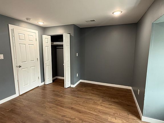 2nd image of 21 E School House Ln #7