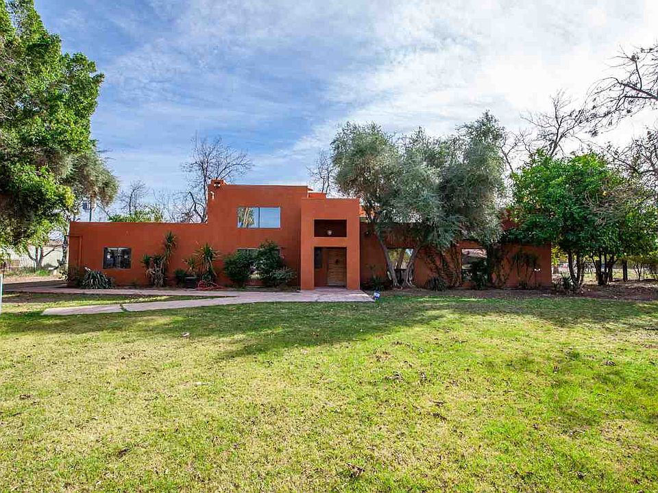 1st image of 2233 W Chico Ln