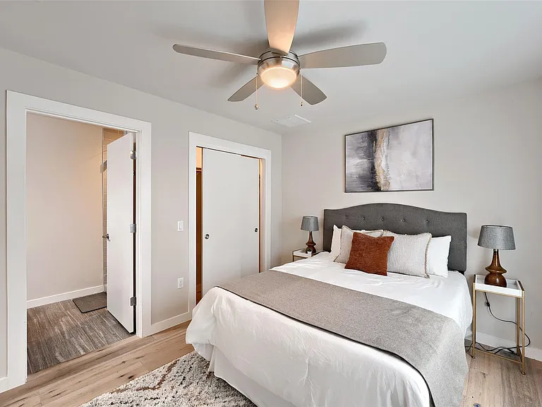2301 Bluebonnet Ln #4 — Photo 20