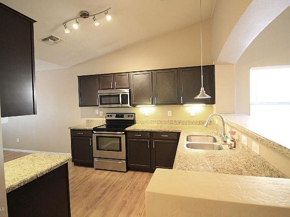 2nd image of 341 W Settlers Trl