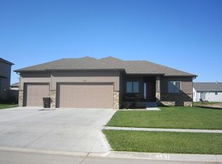 9931 N 152nd St, Waverly, NE 68462