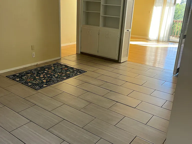 48 Tampa Dr — Photo 32