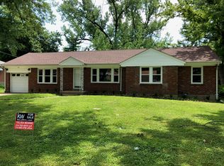 102 Olympia Dr, Saint Louis, MO