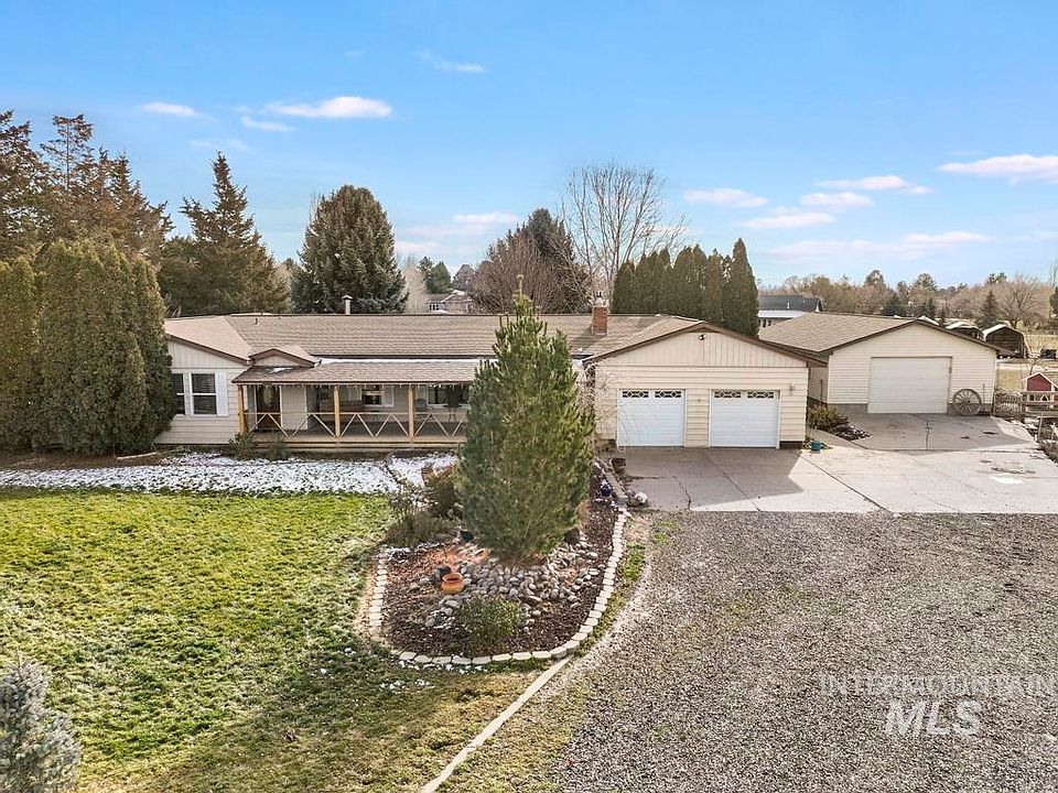 1st image of 213 Sage Rd W