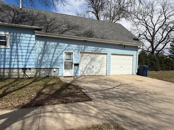 624 S Maple / 105 7th Ave SE, 624 S Maple St #105, Watertown, SD 57201