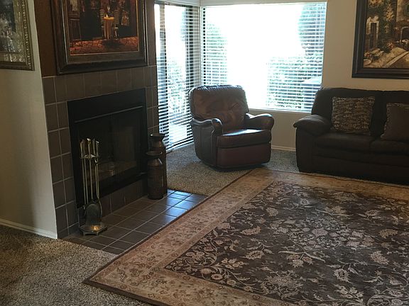 3rd image of 789 Idlewood Ln