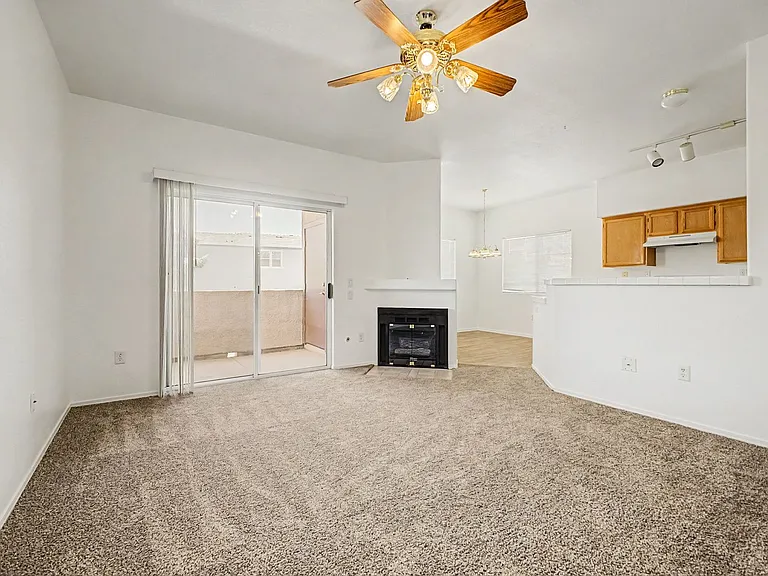 1050 E Cactus Ave #2070 — Photo 6