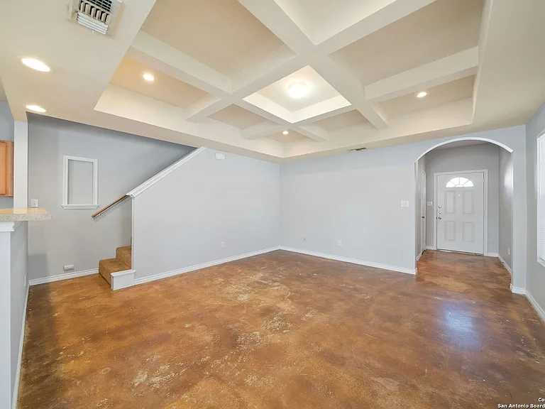 6410 Summit Oak #4 — Photo 5