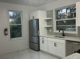188 Oakwood Pl #1, Orange, NJ