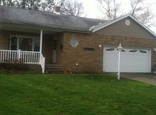 3421 King Richard Dr, Parma, OH