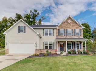 927 Queens Gate Way, Wadsworth, OH 44281