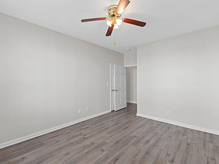 1713 Kudrow Ln #1 — Photo 33