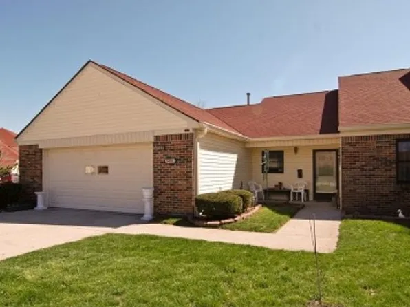 5453 Happy Holw, Indianapolis, IN 46268