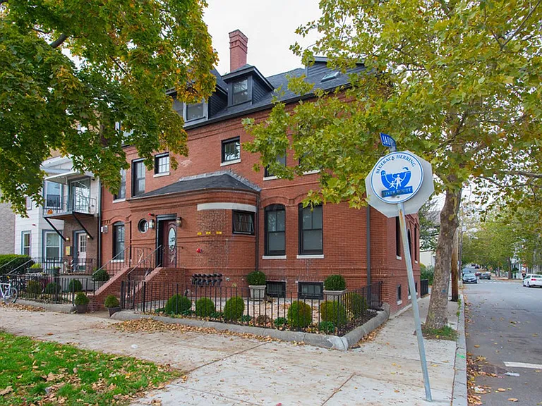 34 Fellsway W #1 — Photo 3