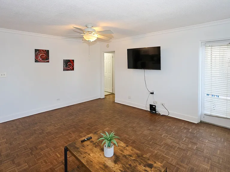 300 Peachtree St NE #23C — Photo 13