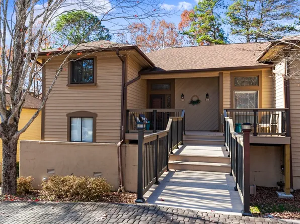 311 Coveview Ct, Salem, SC 29676