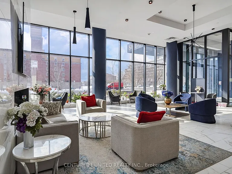 80 Bond St E #1411 — Photo 19