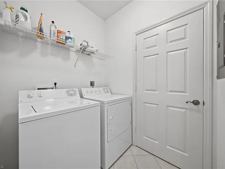 3320 W Crown Pointe Blvd #201 — Photo 35