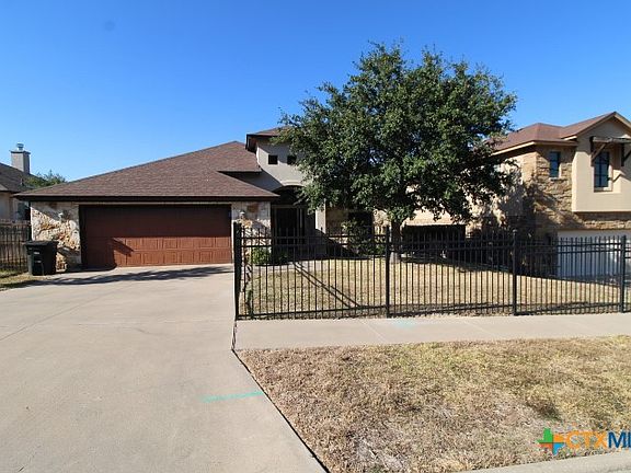 4th image of 5405 Fiesta Oak Dr