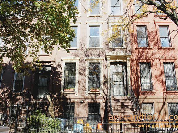 5th image of 599 Putnam Ave #2