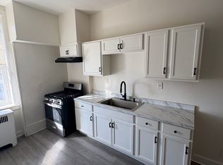 1600 Regina St APT 1, Harrisburg, PA 17103
