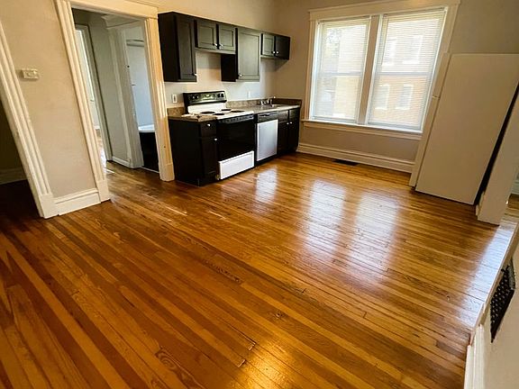 5th image of 3198 Portis Ave #3198